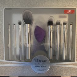 Real techniques makeup brush set NEW