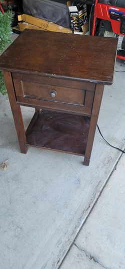 Table with electric outlets