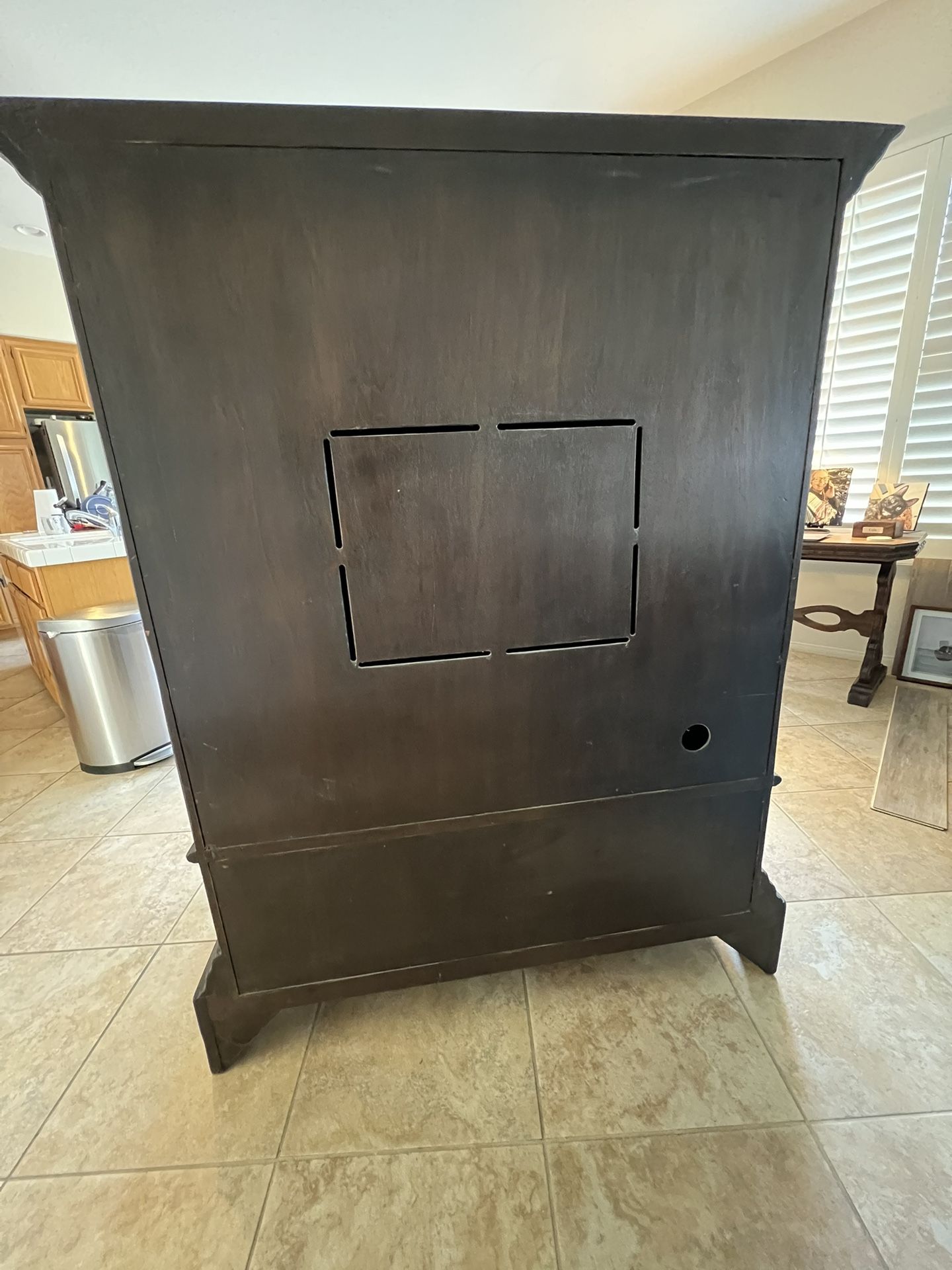 Armoire