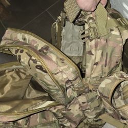 Rucksack/backpack, Tent, Airmattress, Pancho, 