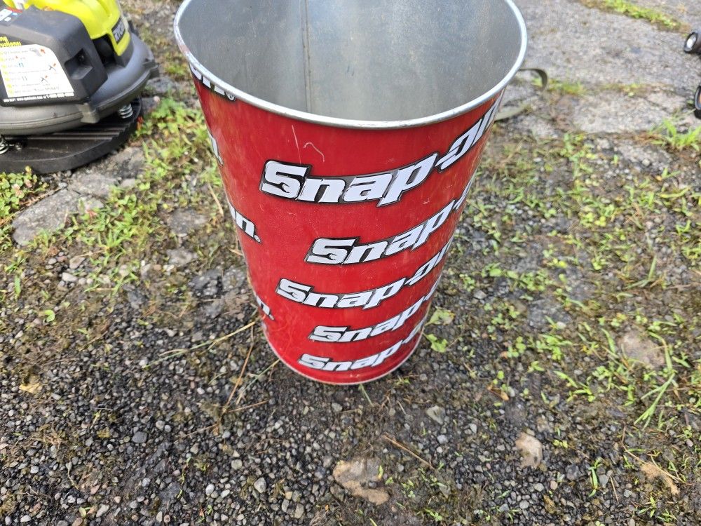 Snapon Trash Can