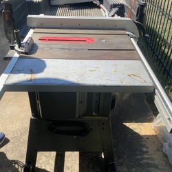  Hitachi Table Saw 