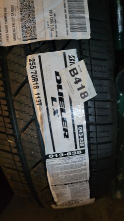 255/70R18 New Tires Ford Expedition 