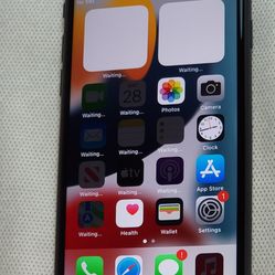 VERY NICE UNLOCKED GRAY APPLE iPhone 8 64GB