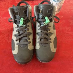 Air Jordan 6 Green Glows