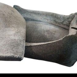 Kirkland Plush Xlarge Dog Bed 2 In One