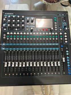 For Sale: Allen & Heath QU-16 Digital Mixer Console