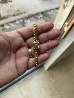 Manilla De Oro 