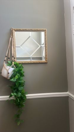 Wall decor