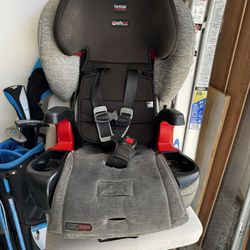 FREE britax frontier Clicktight Car seat 