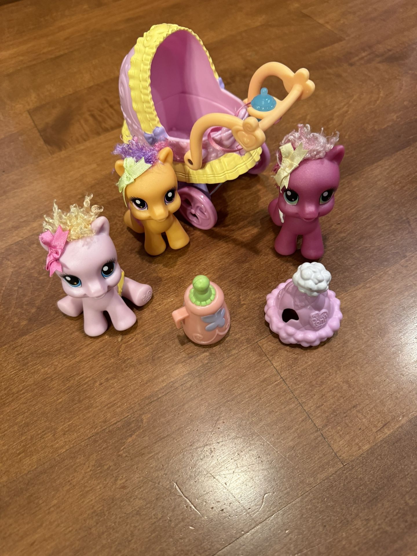 Vintage My Little Pony baby playset shipping available