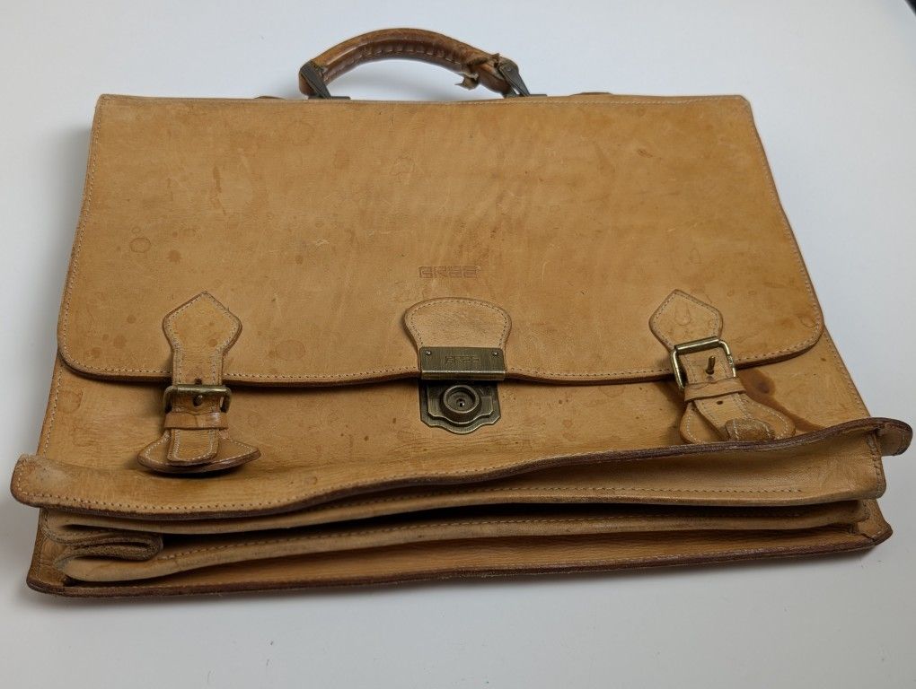 Vintage BREE Leather Briefcase Natural Tan Germany Triple Compartment