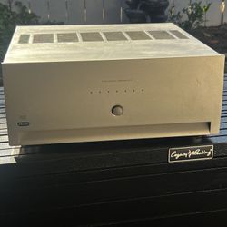 Arcam FMJ P7