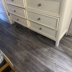 Cajonera Y Recamara Bedroom Set 