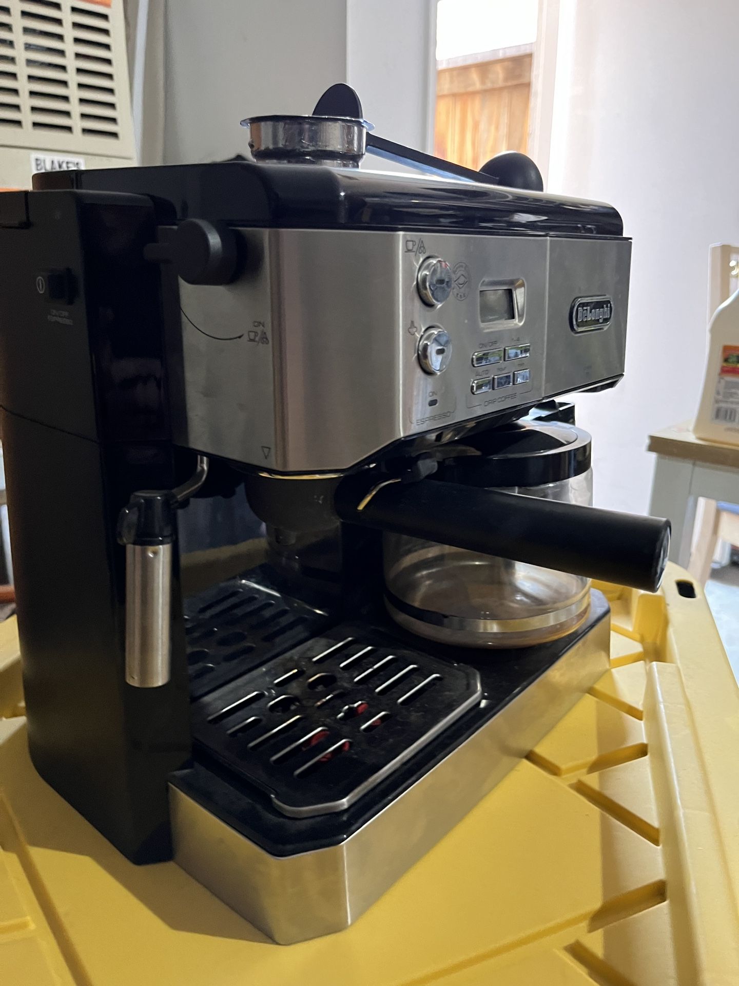 DeLonghi Espresso & Coffee Machine for Sale in Woodland, CA