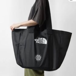 NWT - Large The North Face Tote