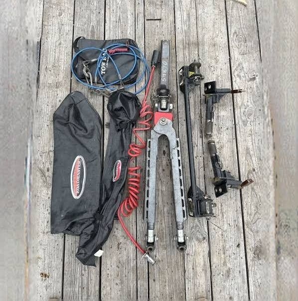 FALCON ALL TERRAIN TOW BAR USED MAYBE THREE TIMES ALL OFERS