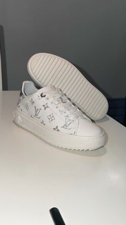 LV white shoes size USA 38 - 7.5
