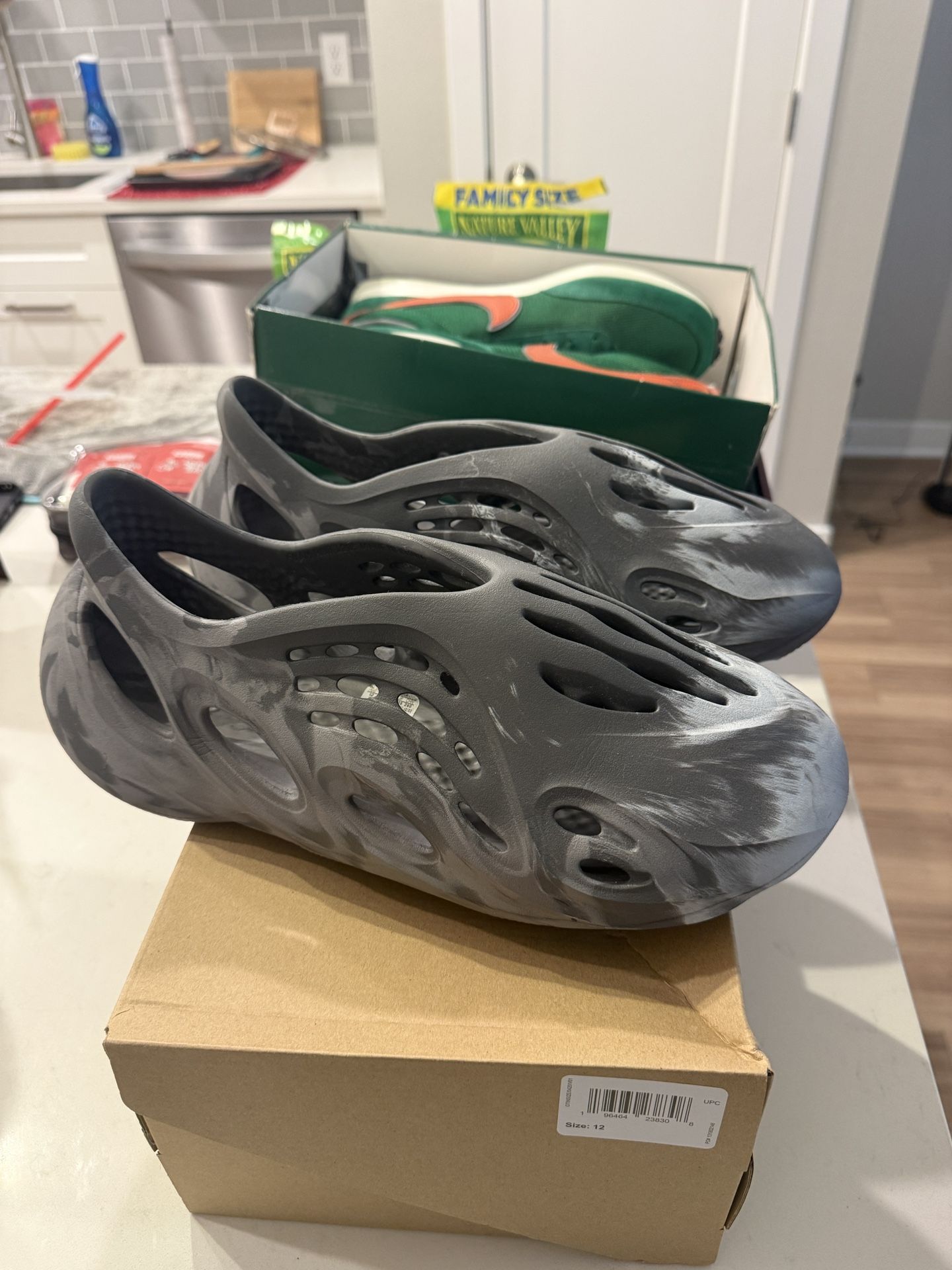 Yeezy Foam Runner Mx Granite