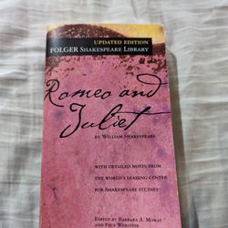 Romeo & Juliet Book 