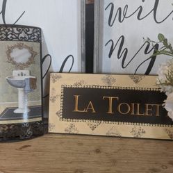 Bathroom Home Decor Bundle!!!. Both For 8 Dollars 