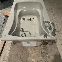 Extra Deep Bath Tub