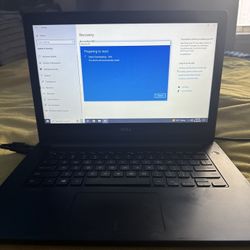 Dell Laptop 2018 17”