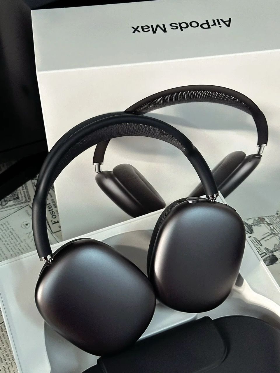 AirPods Pro-Max Midnight black