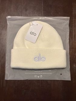 Brand New! ALO Yoga white ribbed knit beanie Unisex