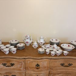 Vintage Southington Rose Garden China Set by Baum Bros – 60 Pieces – Made in Poland – Pink Roses Gold Trim