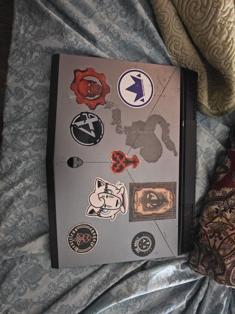 Alienware R3 Gaming Laptop