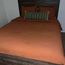 Bed Room Set For Sale