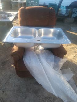Stainsteel Sink.Brand New.
