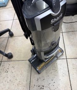 Shark Lift-Away Upright Vacuum