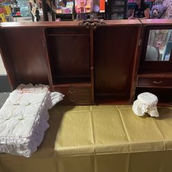 Vintage American Girl Doll Trunk - Solid Wood Doll Trunk Carrying Case w/ Murphy