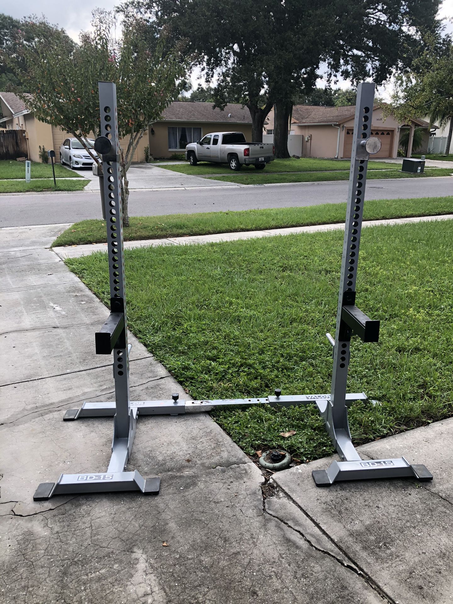 Valor Fitness BD-15 Squat Stands / Rack And Bar!!