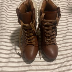 Cute Brown Winter Boots With Fur