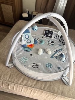 6-in-1 XL Playmat & Play Gym