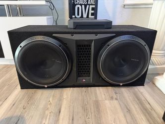 Rockford Fosgate 12" P3 Subwoofers and Amp