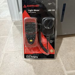 Light Meter Auto Ranging