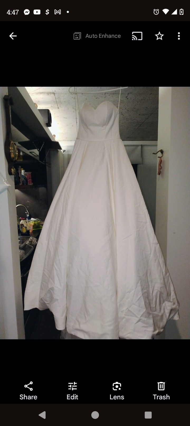 Delux Bridal Brand New Size 8 Wedding Dress With Vail