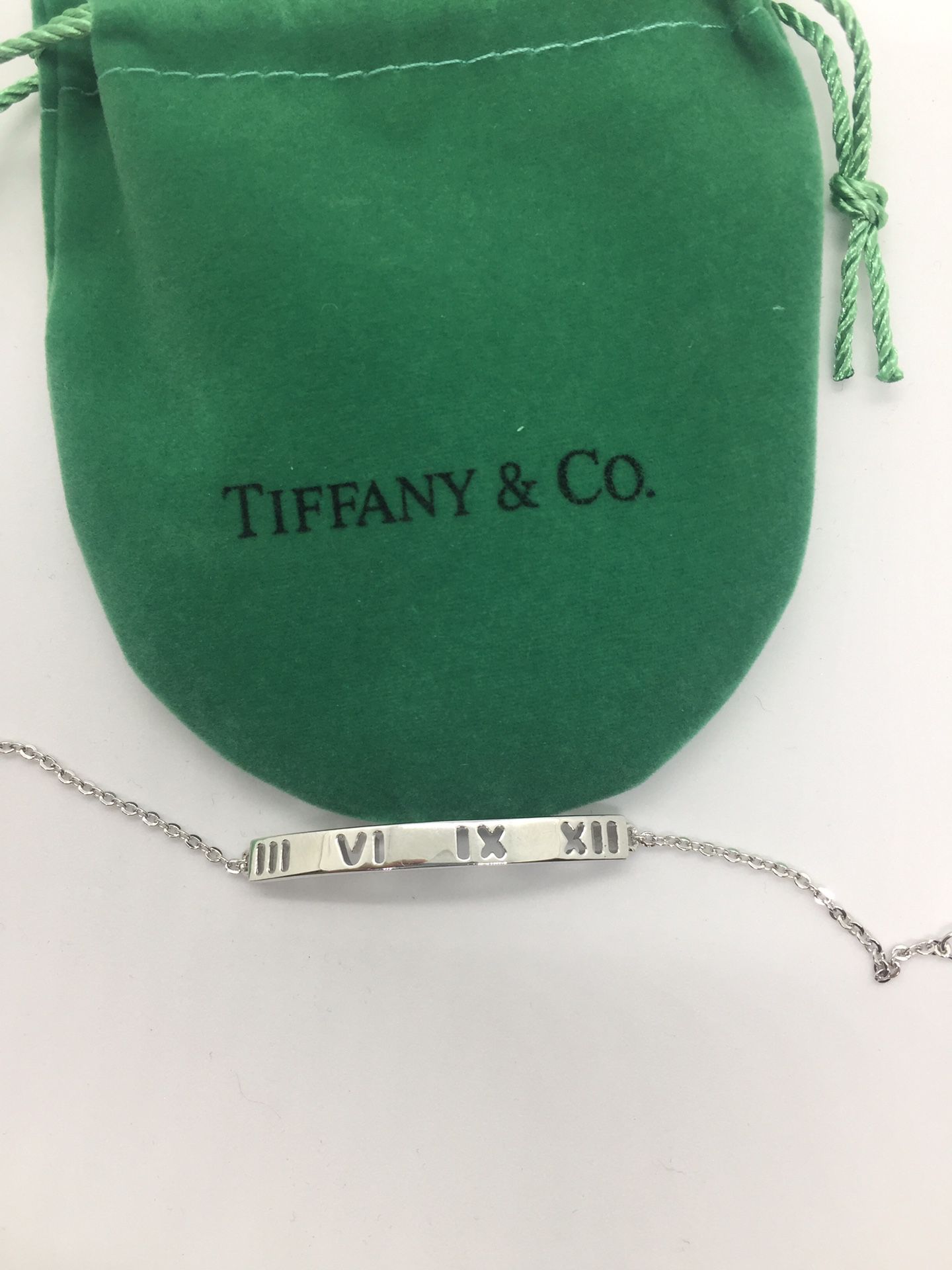 Brand new Tiffany & Co. Atlas bracelet