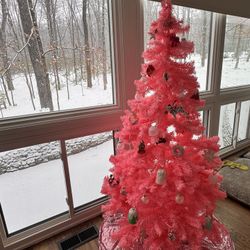 6ft Pink Christmas Tree