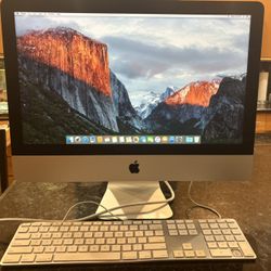 Like New iMac (Retina 4k 21.5 inch, late 2015) W/ Keyboard