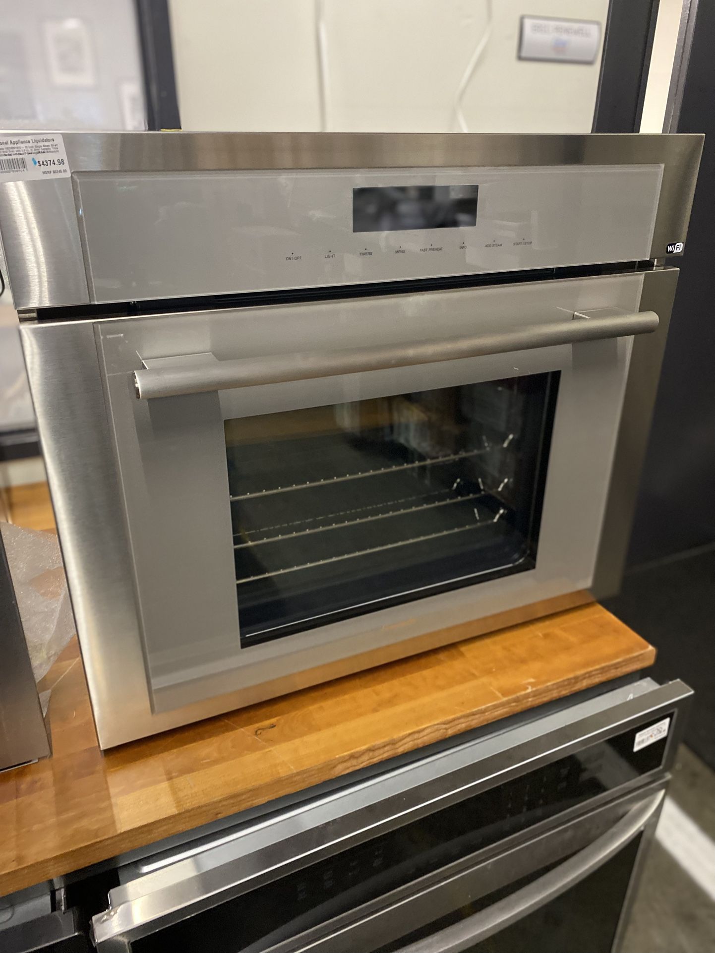 Thermador Masterpiece Series  MEDS301WS 30 Inch Single Steam Smart Electric Wall Oven