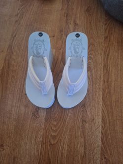 Women's Summer Shoe Size 7