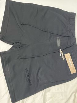 Essentials shorts black size L
