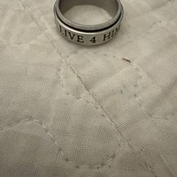 Woman’s Ring Size 7 Stainless Steel 