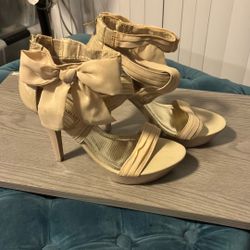 Just Fab Heels Beige Women’s Size 8 1/2