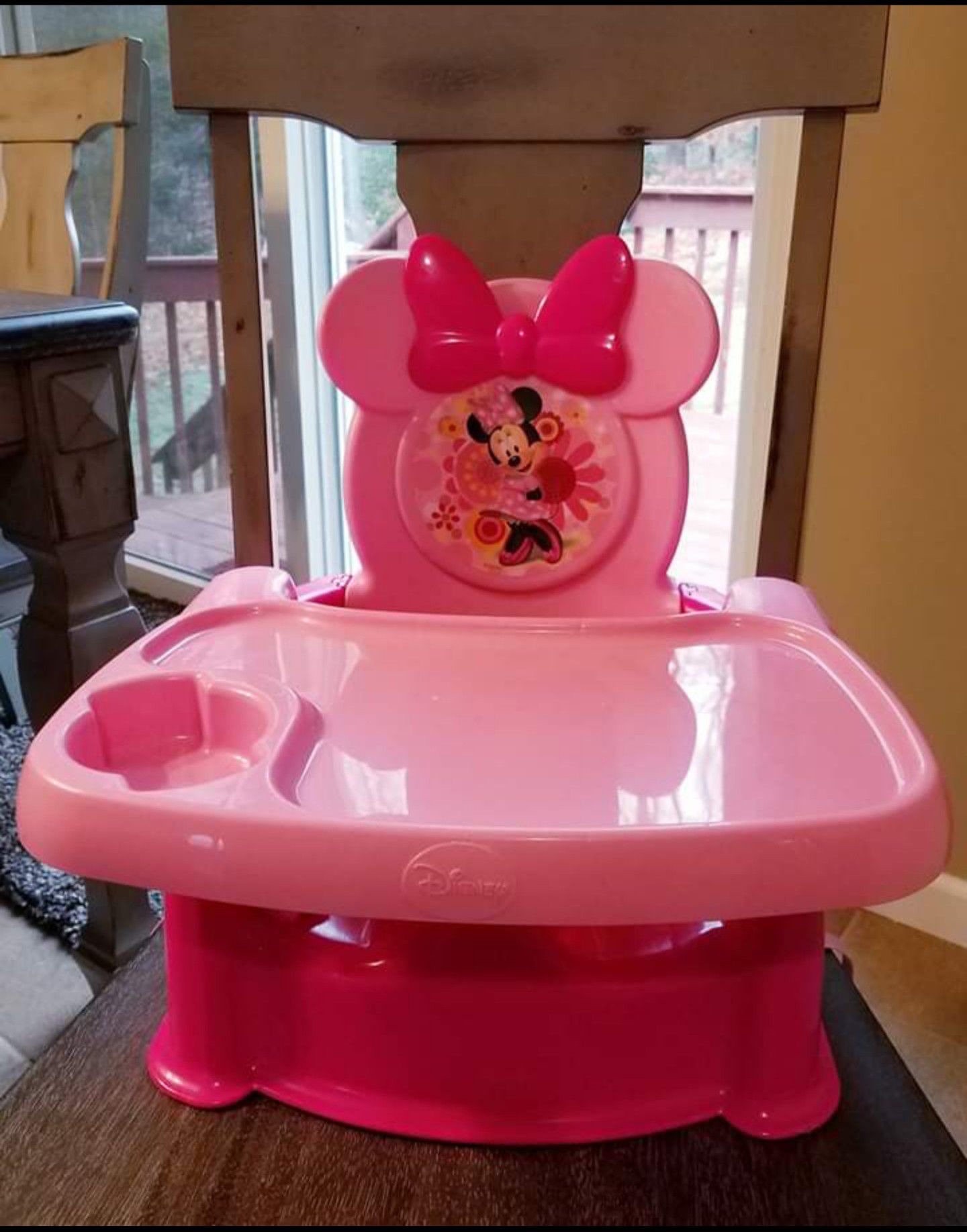 Disney Minnie Mouse Booster Seat for Table